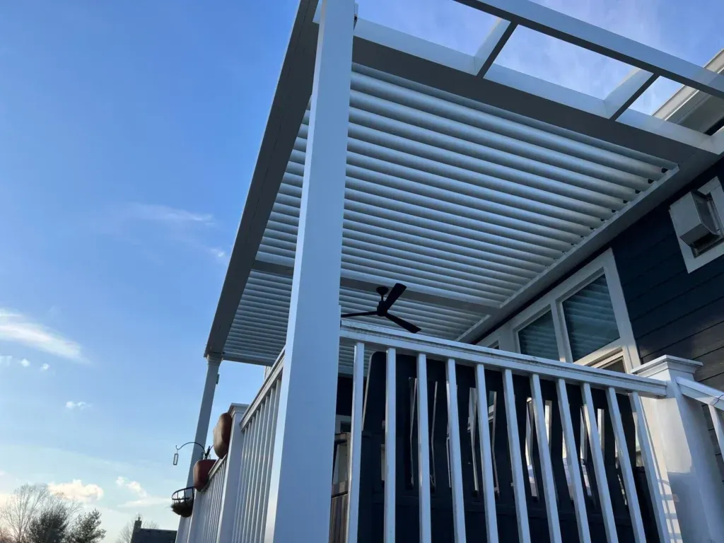 pergola white